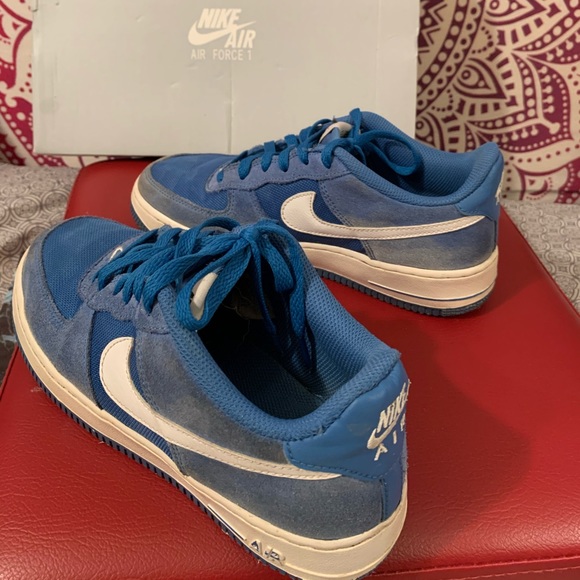 Nike blue & white air forces - Picture 3 of 3